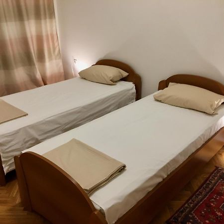 Guest House Gaj SJJ Eksteriør billede